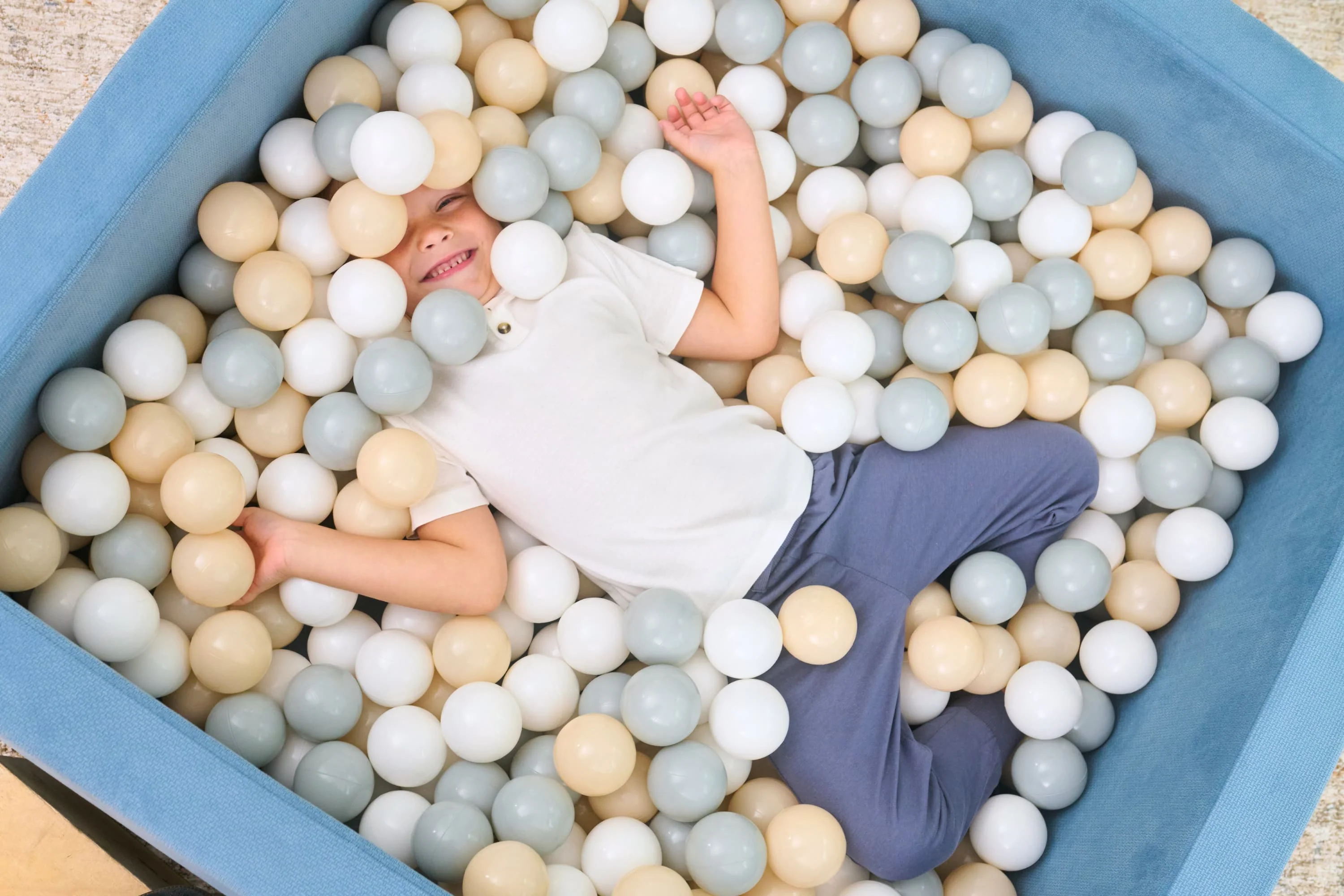 TumbleHouse Ball Pit Bundle - Image 11